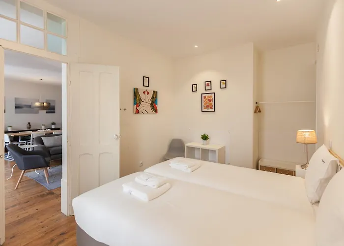 Flh Bairro Alto Spacious Apartman
