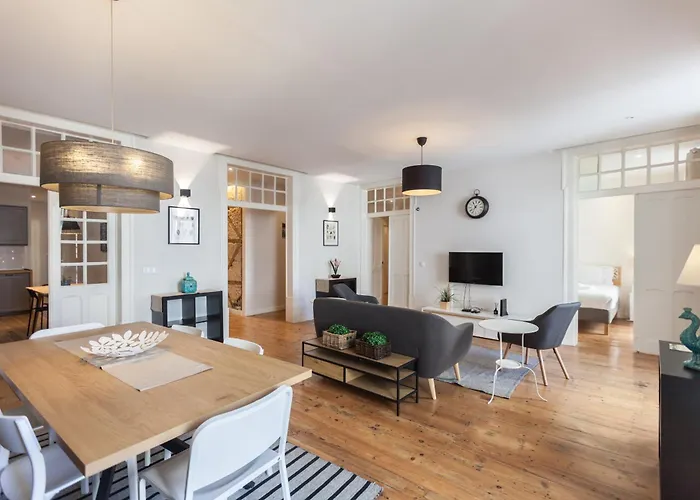 Flh Bairro Alto Spacious Apartman