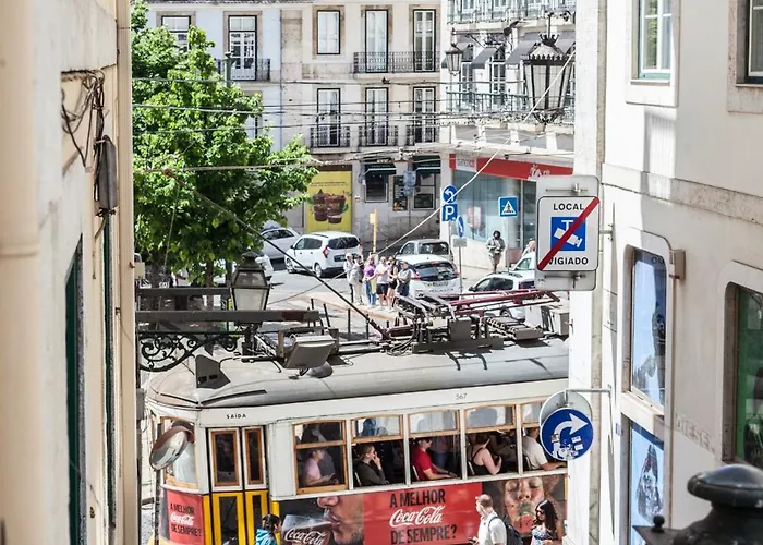 Flh Bairro Alto Spacious * Lisboa